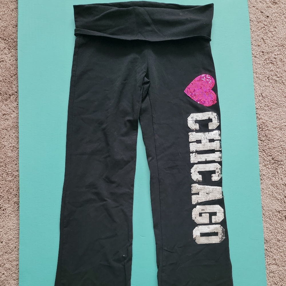 Victoria's Secret Pink Chicago Leggings